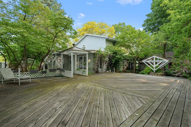 122 N Robinson St, Schoolcraft, MI 49087 - view of wooden deck