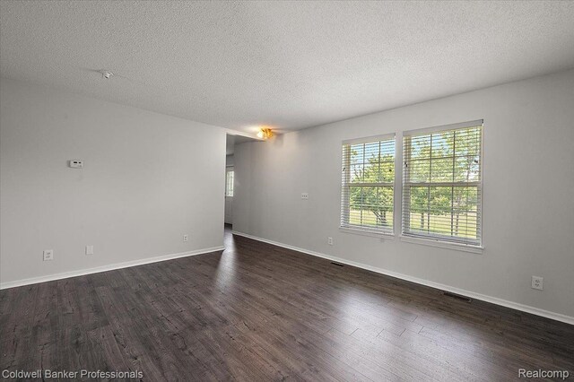 5714 Five Lakes Rd, North Branch, MI 48461 - photo 16