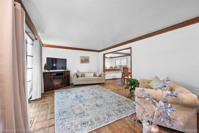 29801 Deer Run, Farmington Hills, MI 48331 - living area with crown molding