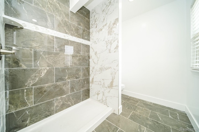 16240 Washburn St, Detroit, MI 48221 - full bath featuring toilet, baseboards, and a shower