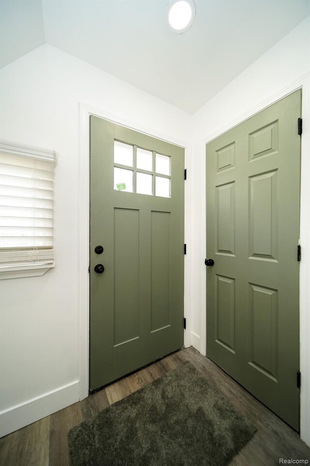 16240 Washburn St, Detroit, MI 48221 - foyer featuring wood finished floors and baseboards