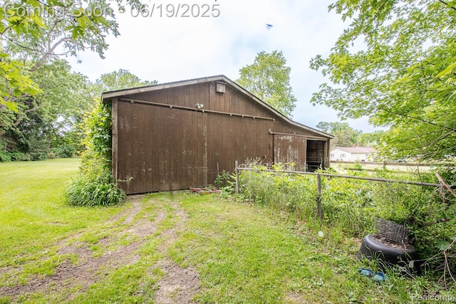 5180 Hillsboro Rd, Davisburg, MI 48350 - view of pole building