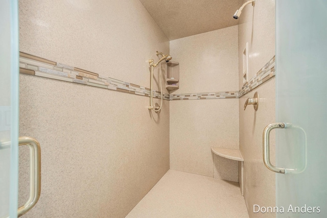 12571 Westwood Ln, Wayland, MI 49348 - full bathroom with a stall shower