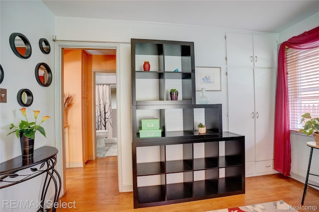 3418 Gratiot Ave, Flint, MI 48503 - bedroom featuring light wood-style floors