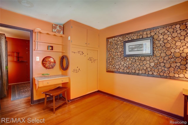 3418 Gratiot Ave, Flint, MI 48503 - spare room featuring light wood finished floors and baseboards