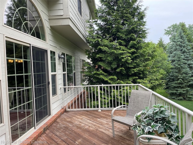 2750 Castlemartin Ct, Oakland, MI 48306 - view of wooden deck