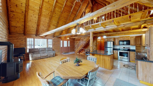 3827 Shumaker Rd, Bellaire, MI 49615