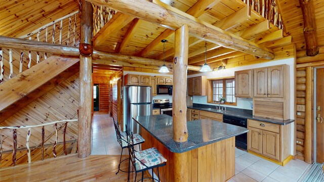 3827 Shumaker Rd, Bellaire, MI 49615