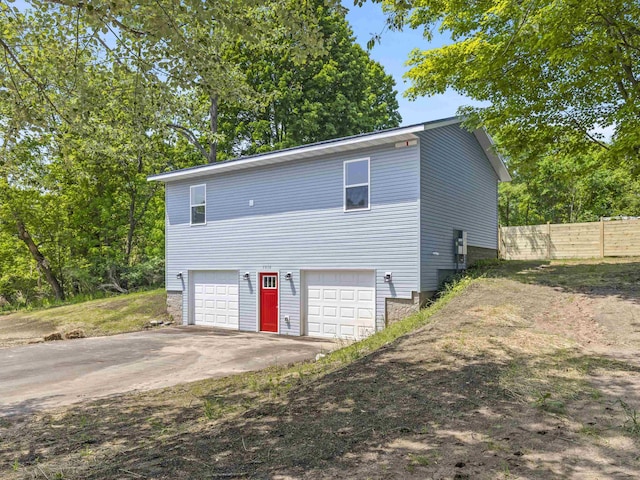 7050 River St, Benzonia, MI 49616