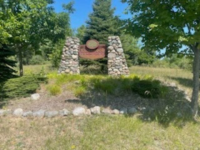 1722 S Cherry Blossom Ln, Suttons Bay, MI 49682