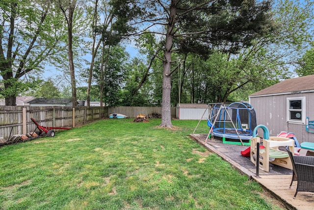 2105 Kathryn St, Niles, MI 49120 - view of yard with a trampoline
