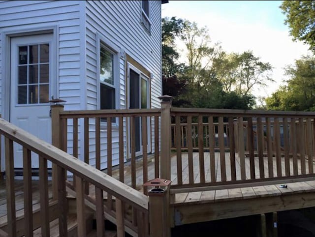 1116 Covell Ave NW, Grand Rapids, MI 49504 - view of wooden terrace