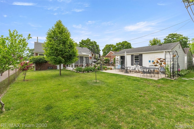 18155 Audette St, Dearborn, MI 48124 - view of yard with a patio