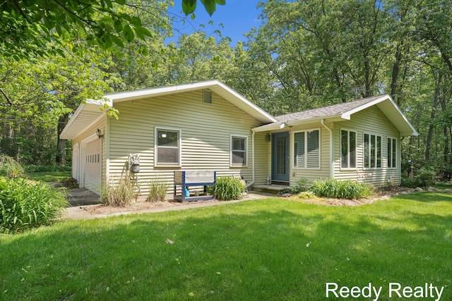 13227 Beckwith Dr NE, Lowell, MI 49331 - photo 3