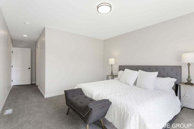 13656 Signature Dr, Holland, MI 49424 - bedroom featuring carpet flooring, baseboards, and recessed lighting