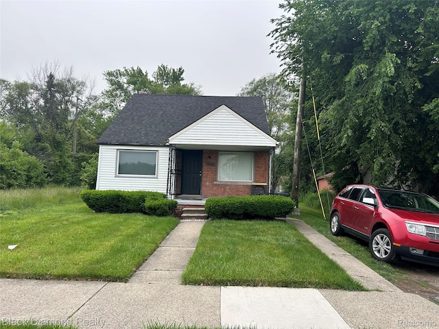 10207 Boleyn St, Detroit, MI 48224 - photo 1