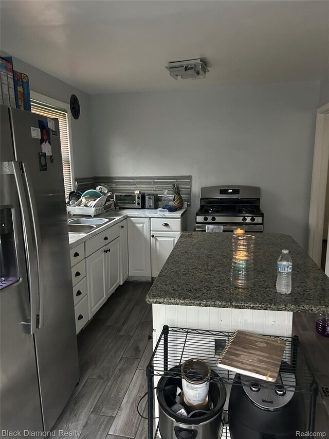 10207 Boleyn St, Detroit, MI 48224 - photo 7