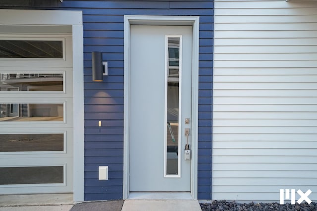 627 Fairview Ave NE Unit 2, Grand Rapids, MI 49503 - view of property entrance