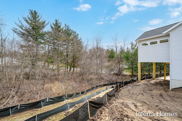 345 Hickory Valley Dr, Kalamazoo, MI 49009 - view of yard with view of scattered trees