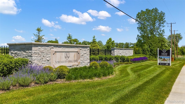 1571 Vista Dr, Oakland, MI 48363 - photo 6