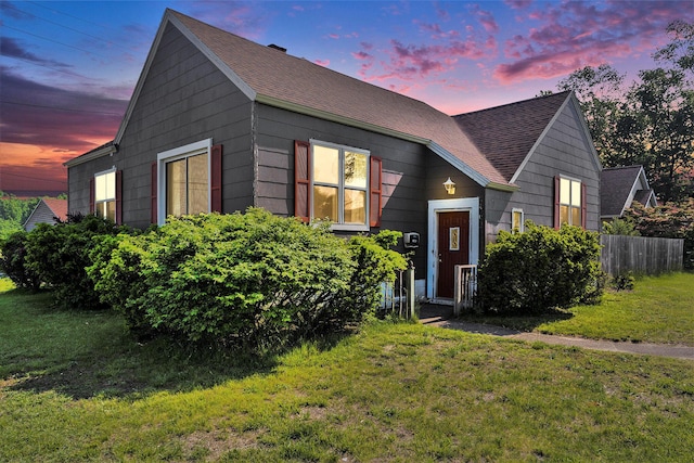 1386 W Broadway Ave, Muskegon, MI 49441 - view of front of property with roof with shingles