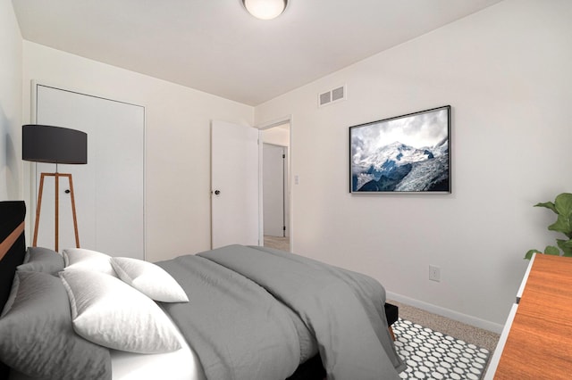 2149 Fair St, Ann Arbor, MI 48103 - carpeted bedroom featuring baseboards