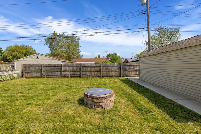 5115 Arden Ave, Warren, MI 48092 - view of yard with a fire pit