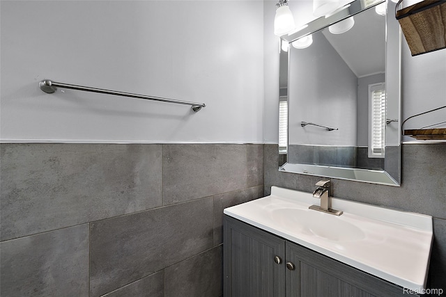 5115 Arden Ave, Warren, MI 48092 - bathroom with vanity