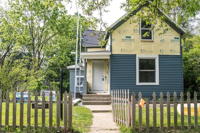 621 Ada St, Kalamazoo, MI 49007 - view of front of house featuring roof with shingles