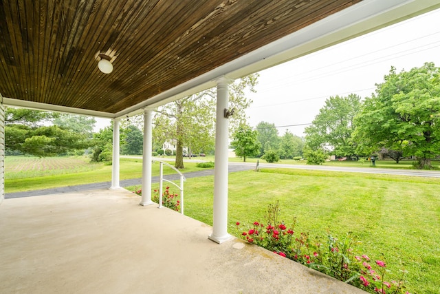 16576 Three Oaks Rd, Three Oaks, MI 49128