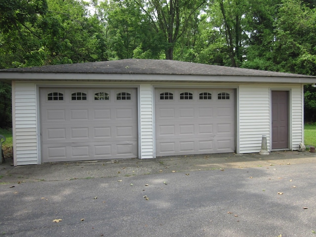 43859 60th Ave, Paw Paw, MI 49079 - view of detached garage