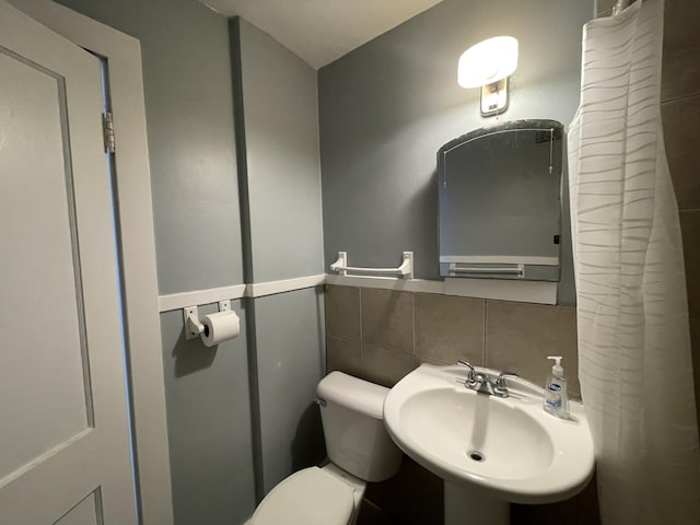 1803 Portage St, Kalamazoo, MI 49001 - bathroom with a sink and toilet