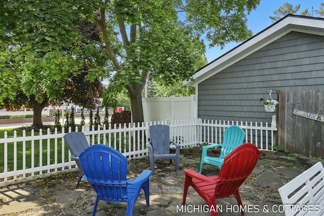 2259 Ottawa Beach Rd, Holland, MI 49424 - view of patio