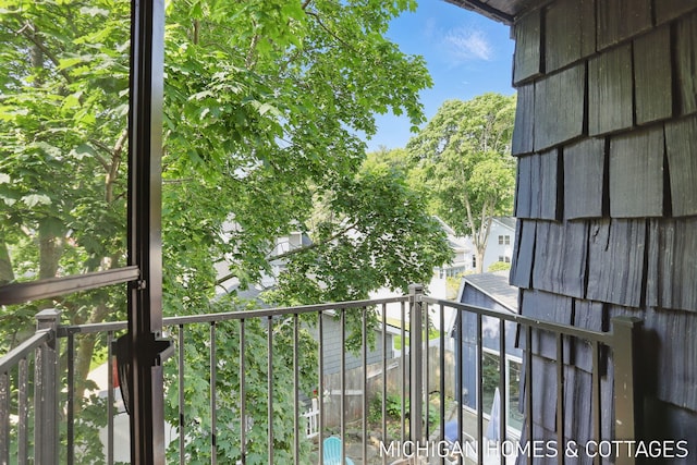 2259 Ottawa Beach Rd, Holland, MI 49424 - view of balcony