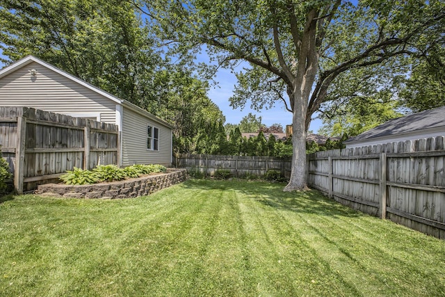 2147 Academy Dr NE, Grand Rapids, MI 49503 - view of yard