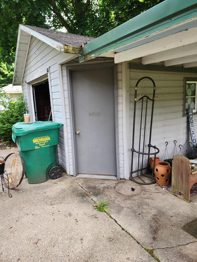614 Helena St, Dowagiac, MI 49047 - photo 4