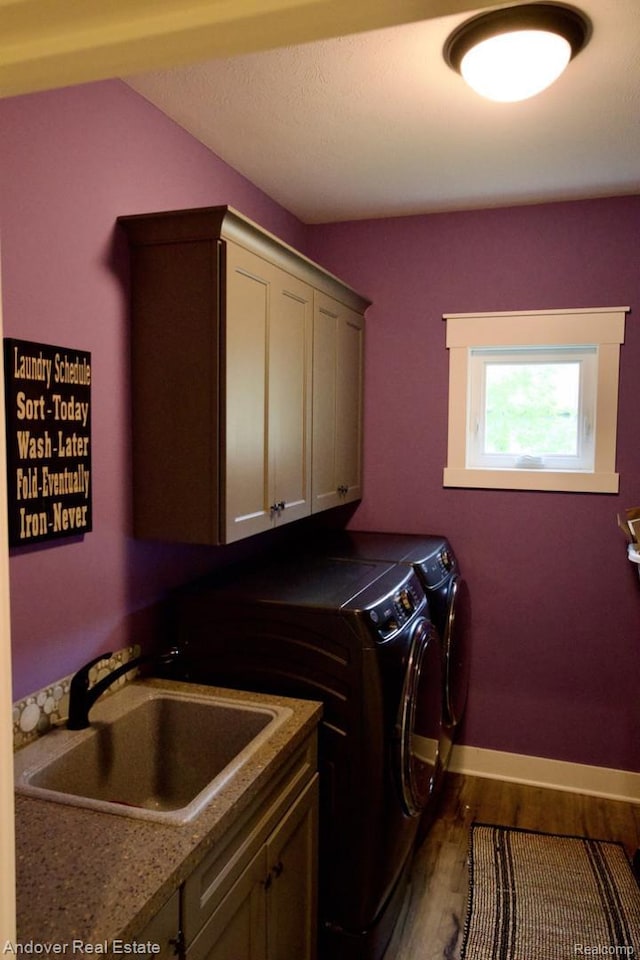 528 Stonehenge Dr SW, Georgetown, MI 49418 - photo 20