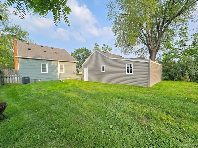 13965 Norborne, Redford, MI 48239 - view of yard featuring central AC unit
