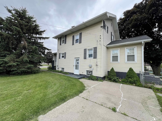 5304 E Dunbar Rd, Monroe, MI 48161 - view of back of property