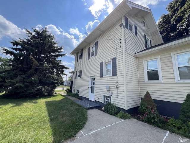 5304 E Dunbar Rd, Monroe, MI 48161 - photo 2