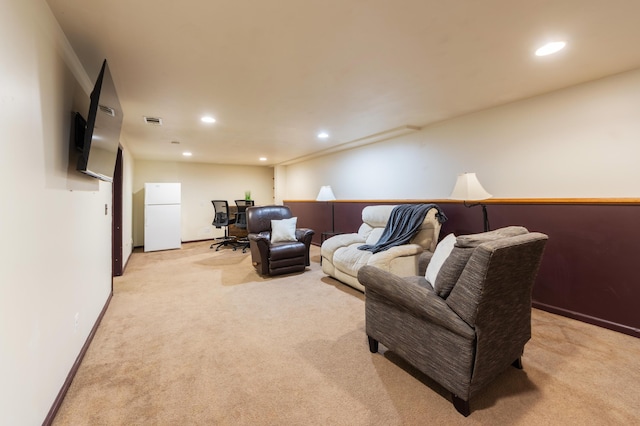 1110 Piccadilly Rd, Kalamazoo, MI 49006 - living area featuring light colored carpet, recessed lighting, and baseboards