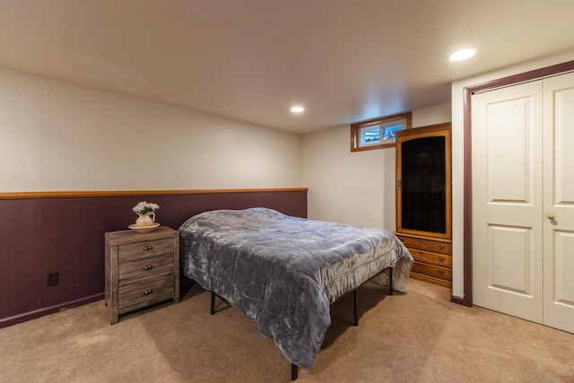 1110 Piccadilly Rd, Kalamazoo, MI 49006 - bedroom with carpet flooring and recessed lighting