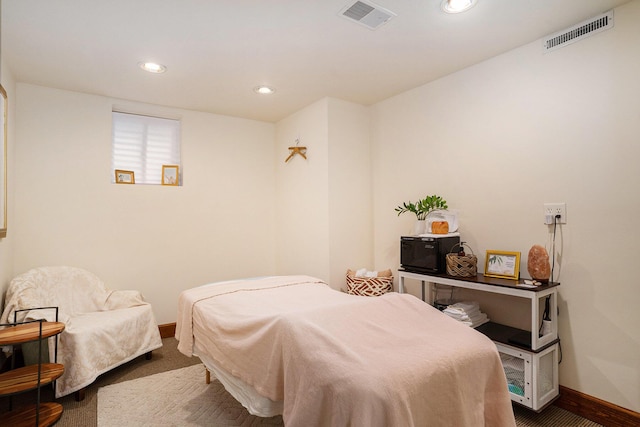 318 Houston Ave, Muskegon, MI 49441 - bedroom featuring baseboards, carpet floors, and recessed lighting