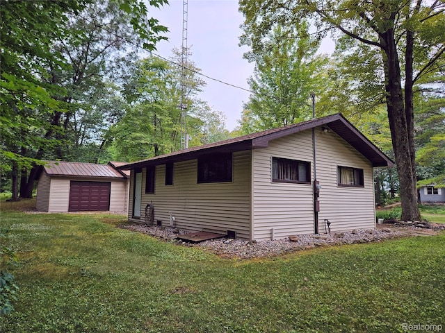 3951 Mary Anne Ln, Caseville, MI 48725 - photo 2