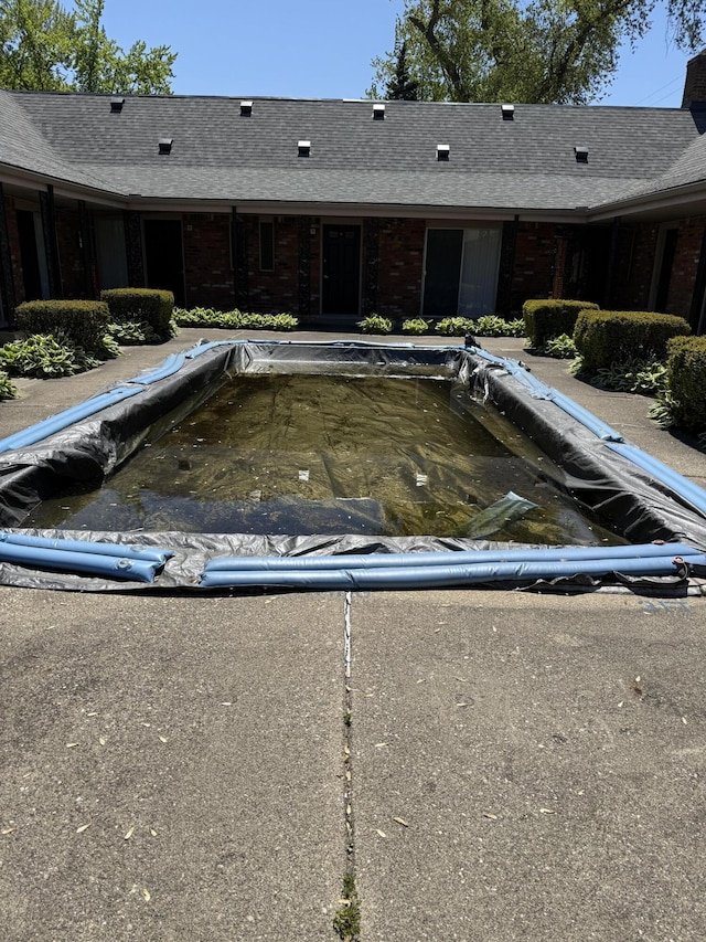 620 E Lincoln Ave Unit 5, Royal Oak, MI 48067 - view of pool