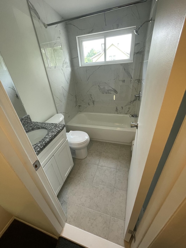 620 E Lincoln Ave Unit 7, Royal Oak, MI 48067 - bathroom with shower / bathtub combination, toilet, and vanity
