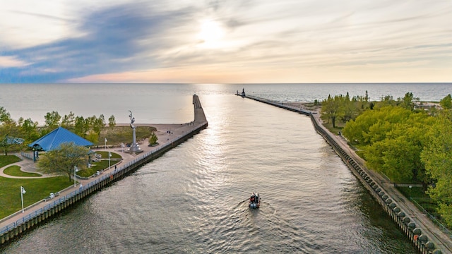 920 Wisconsin Ave, Saint Joseph, MI 49085 - dock area featuring a water view