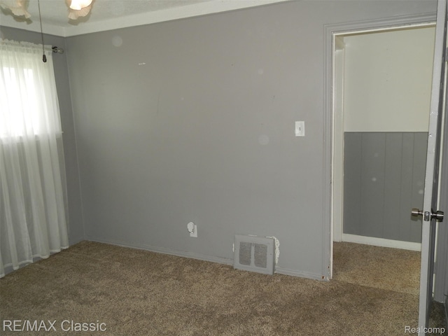 25207 Fortuna St, Roseville, MI 48066 - spare room with carpet and baseboards