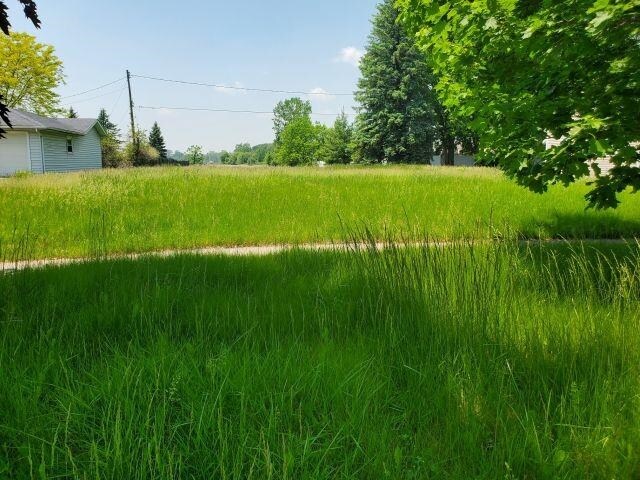 205 N Court St, Standish, MI 48658