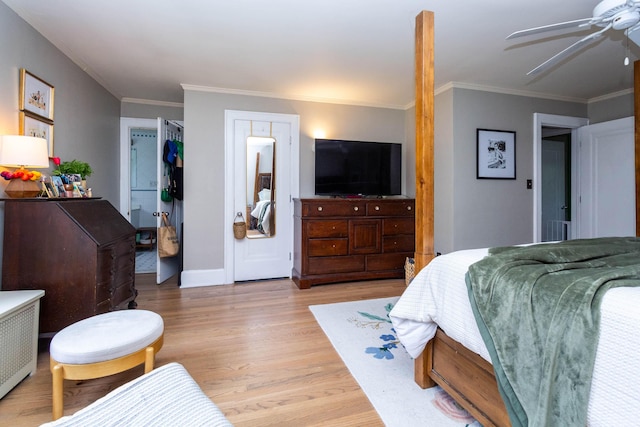 953 Berkshire Rd, Grosse Pointe Park, MI 48230 - bedroom with light wood-type flooring, ornamental molding, ceiling fan, and baseboards